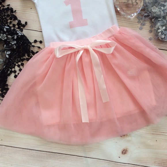 Boutique Baby Girl 2pc 1st Birthday Outfit - Picture 3 of 4